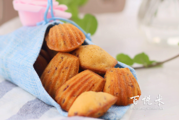 好吃又不膩的瑪?shù)铝盏案?，做法簡單易操作，快來學